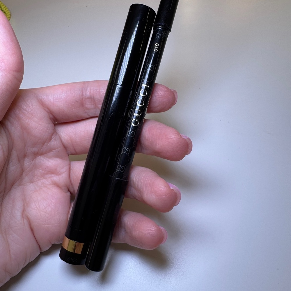 Gucci Black Eyeliner & Lipstick